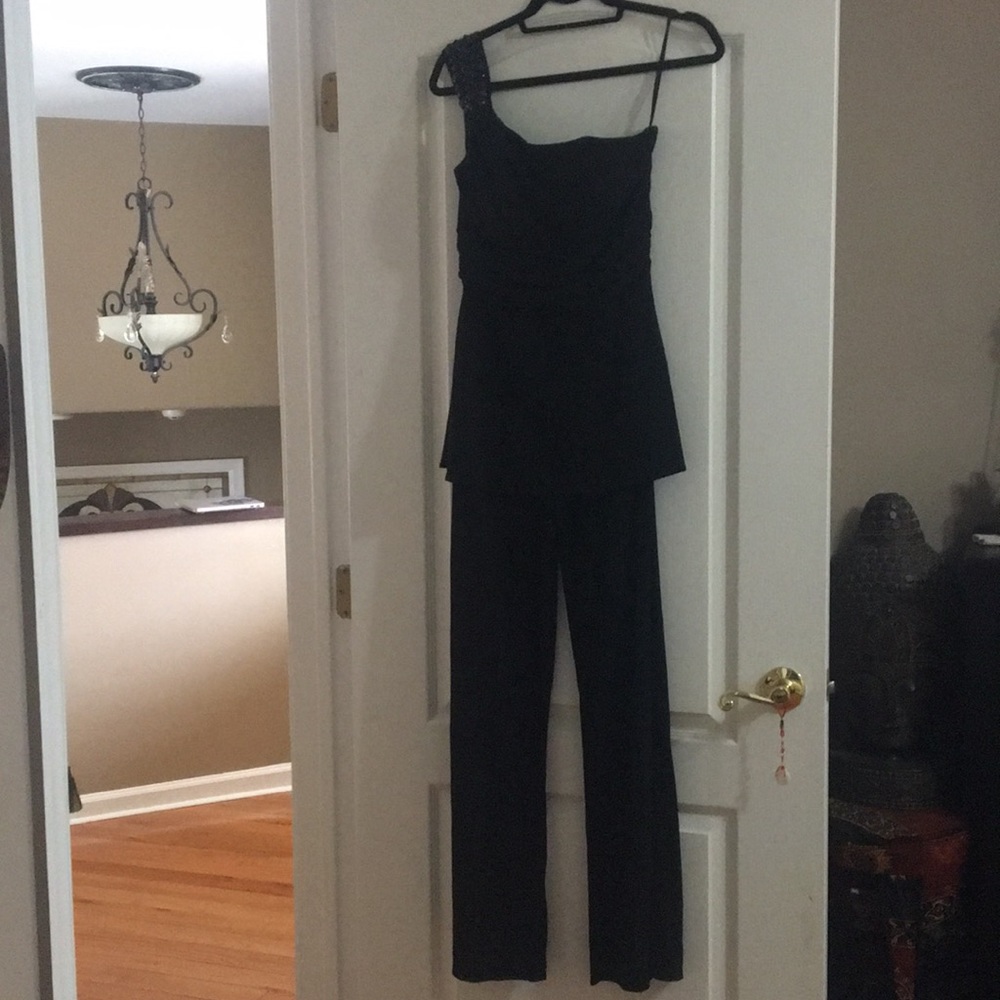 Pant suit